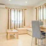 Chrisella ヴィラ *