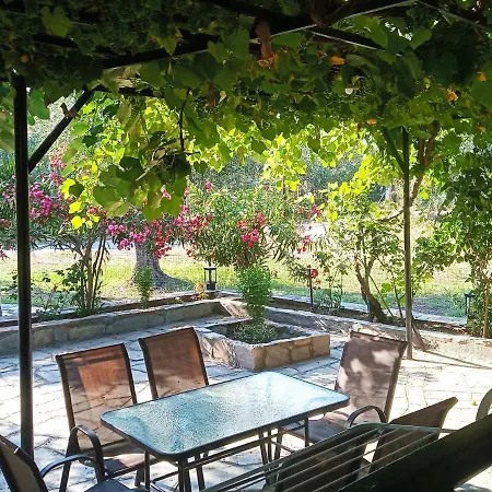 Villa Chrisella *