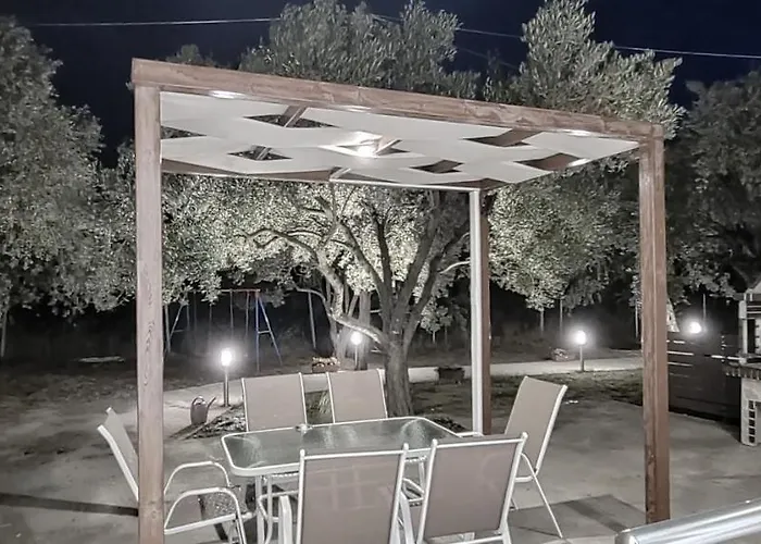 Chrisella * Skala Rachoni (Thasos)